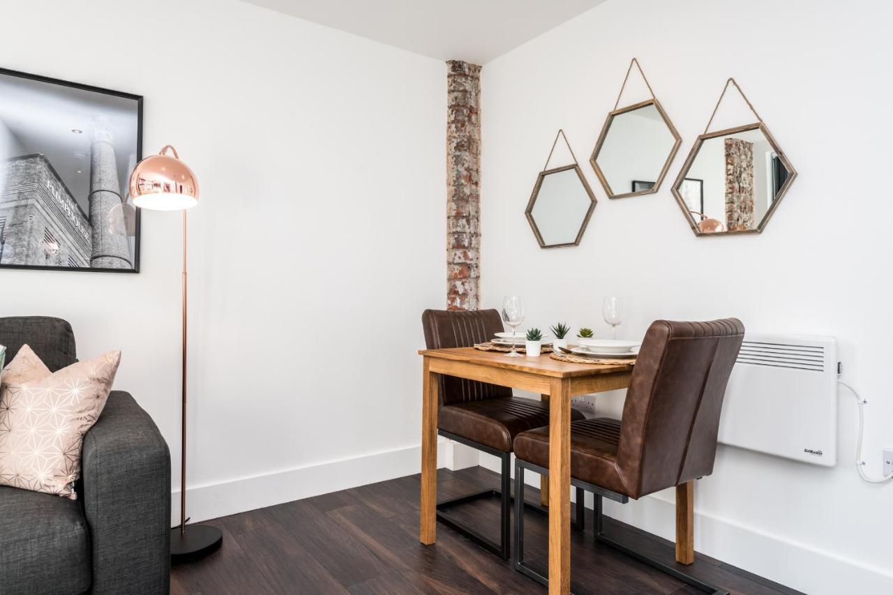 Central By Ustay Apartment